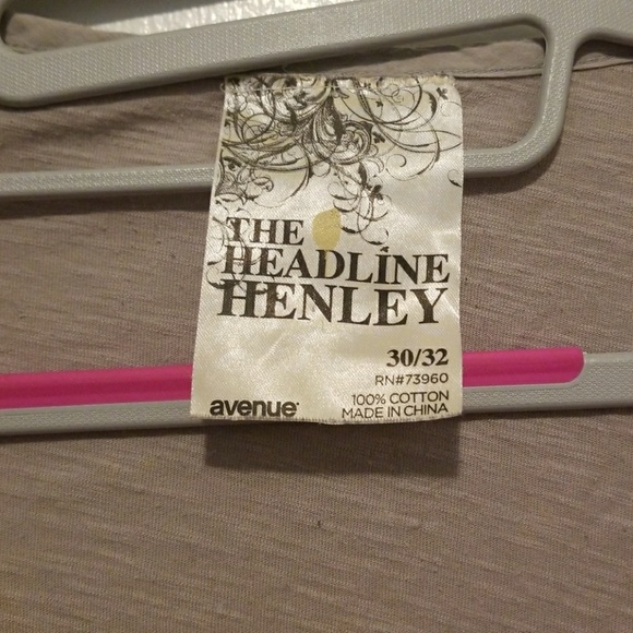 Ladies top - Picture 4 of 4